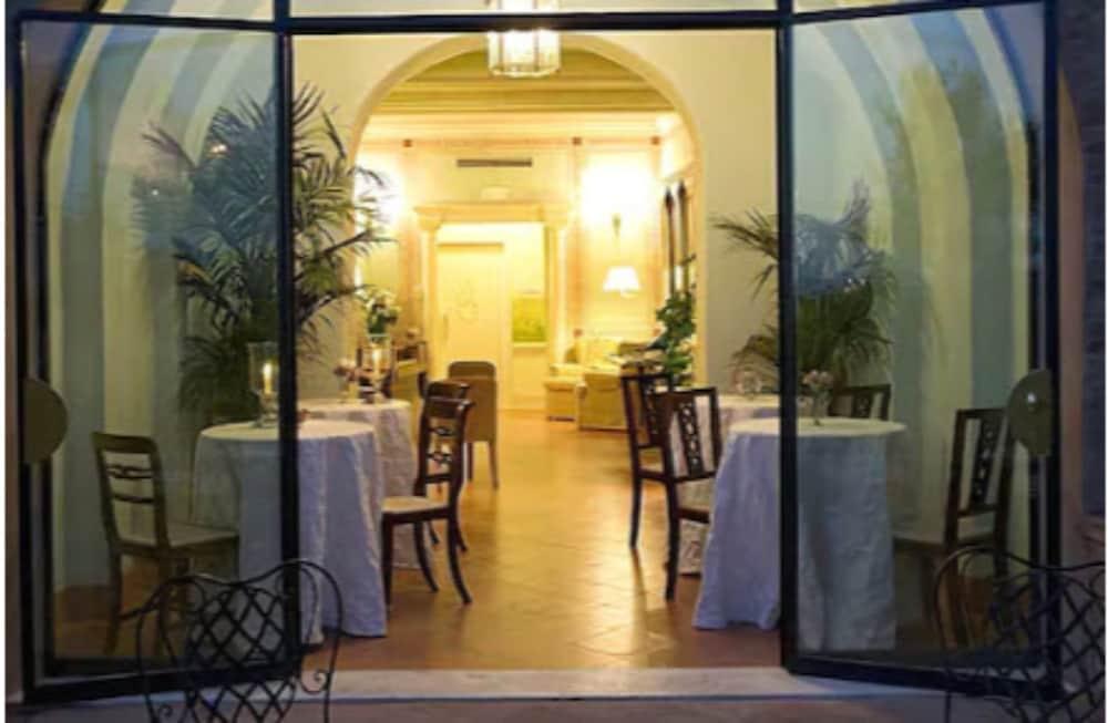 Residenza D'Epoca Campo Regio Relais Bed & Breakfast Siena Ngoại thất bức ảnh