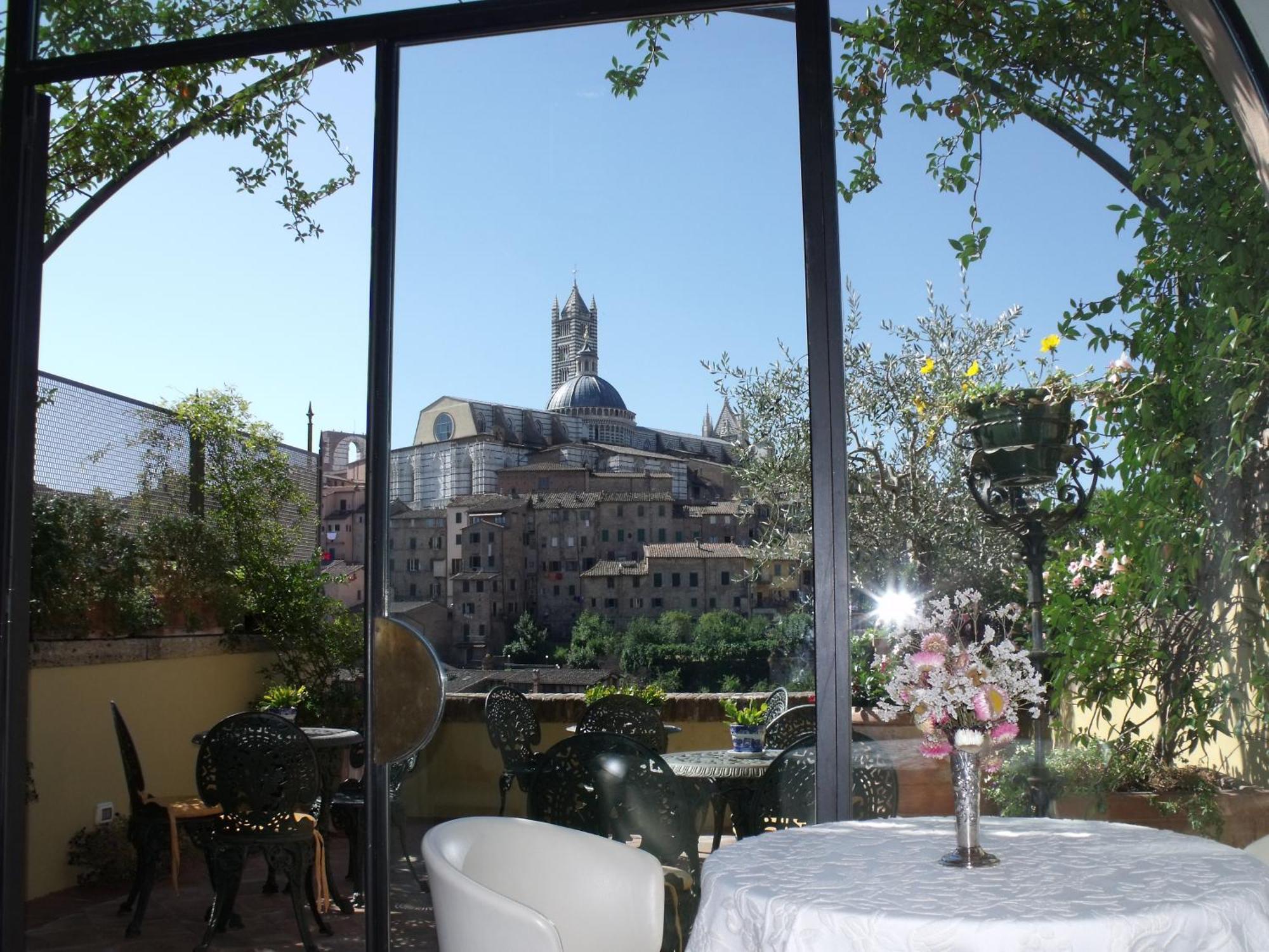 Residenza D'Epoca Campo Regio Relais Bed & Breakfast Siena Ngoại thất bức ảnh